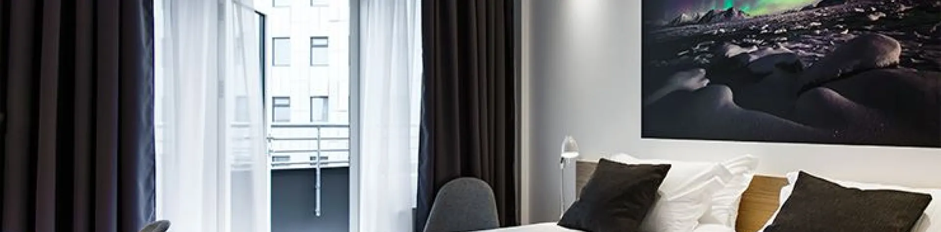 Storm Hotel