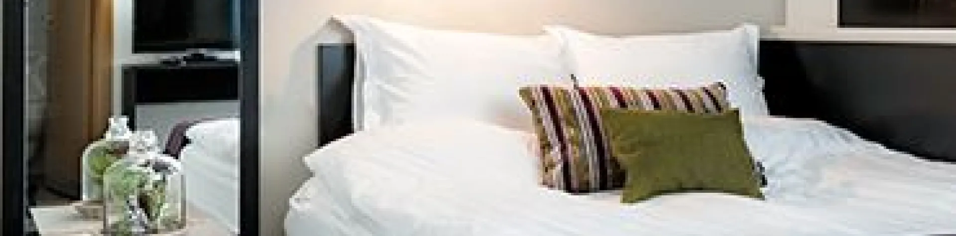 22 Hill Hotel