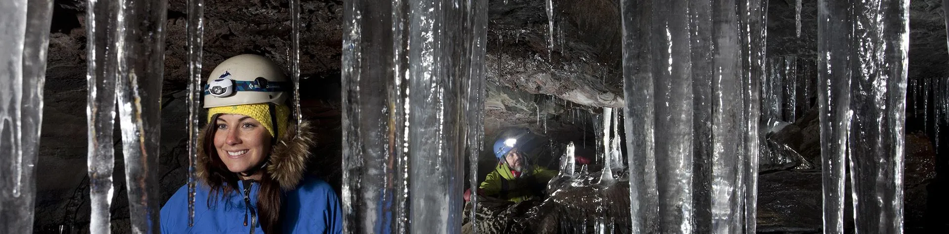 Guided Lava Tunnel Tour (07:45/2.5 hrs) (G09)