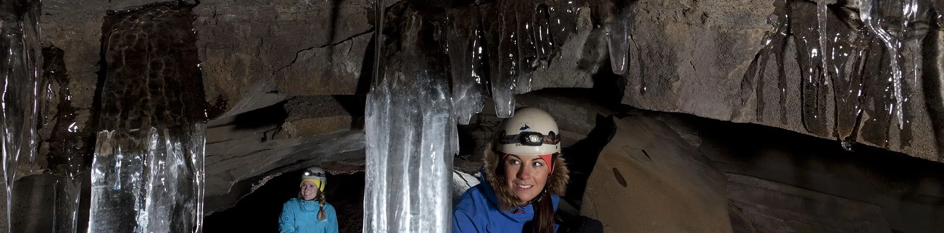 Guided Lava Tunnel Tour (07:45/2.5 hrs) (G09)