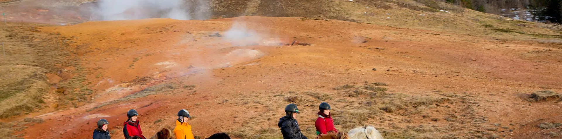 Horses & Hot Springs (8 AM/5 hrs/2,5 hrs riding) (C02)