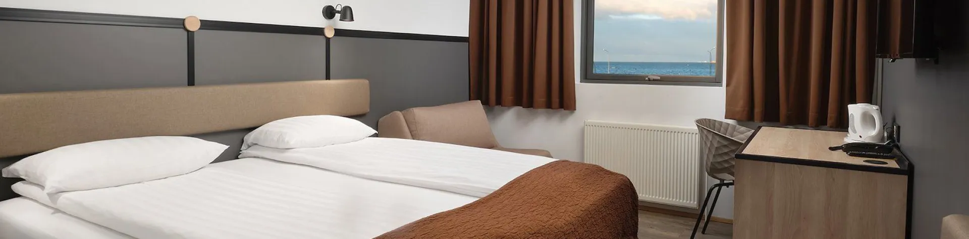 Hotel Cabin