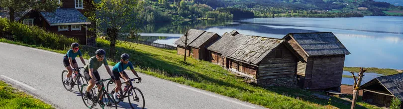 Vangsvatnet in Voss, Norway © Magnus Furset / FjordNorway.